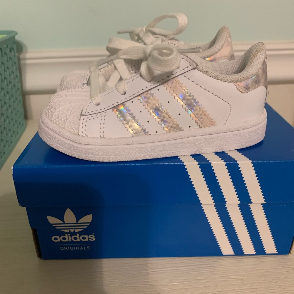 Toddler classic adidas